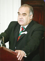 Andrew Mackinlay Member of The British Parliament
