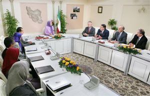 French Committee supports Maryam Rajavi&rsquo;s call for an international campaign in support of uprising in Iran