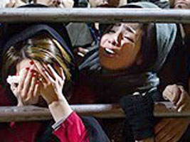 Sisters of vitims of hanging witnewss their brothers are being hanged by the Iranian regime henchmen