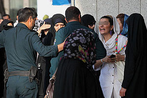 women-arrest-200