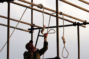 hanging-iran
