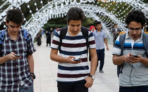 iran-pokemon-go-0a68a92c.jpg.885x497_q90_box-032155003410_crop_detail-1
