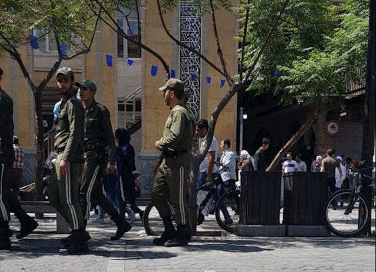 IRAN: Shopkeepers, Traders Strike in Many Cities, Tehran Bazaar Merchants Arrested