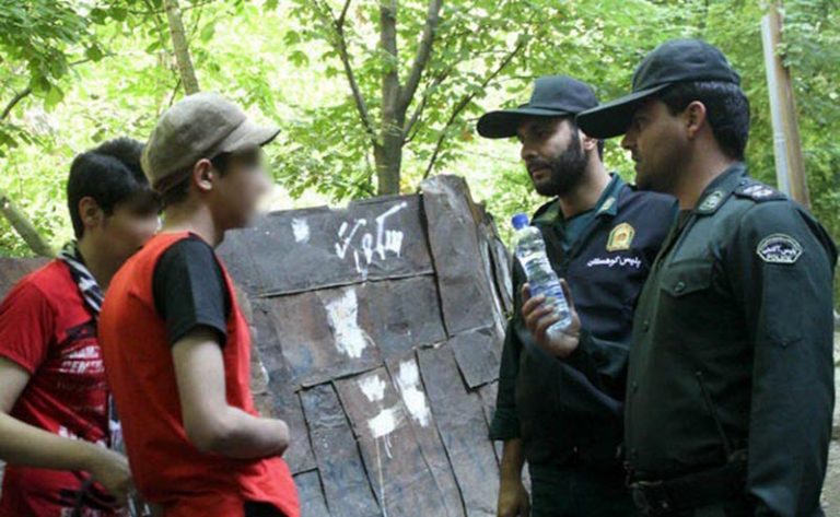 412 Arrested in Iran Province for Eating During Ramadan