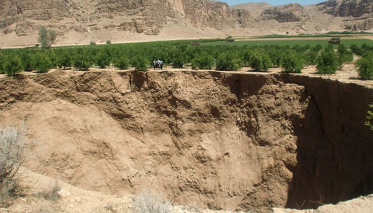 Iran Regime Cannot Handle Environmental Crisis