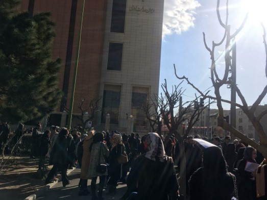 Physicians_Protest_Regimes_Health_Ministrys_Policies Physicians_Protest_Regimes_Health_Ministrys_Policies