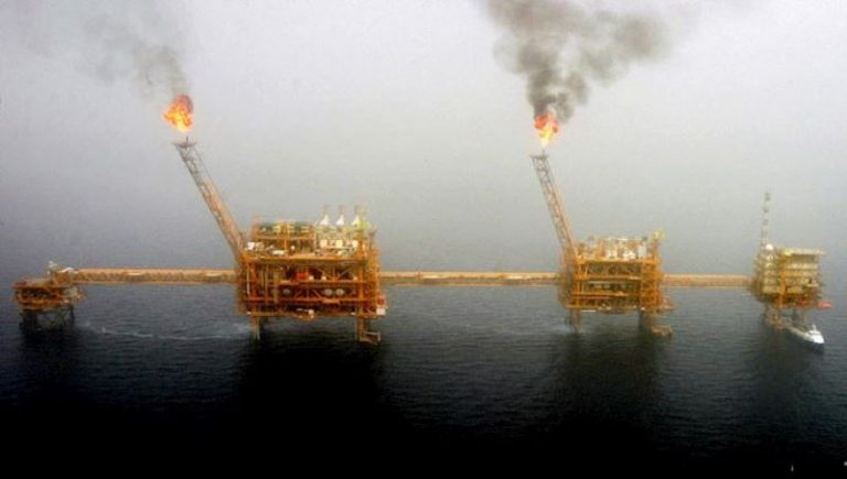 Decrease of Oil Production and Revenues: A Crushing Blow to Iran’s Regime Amid Coronavirus Outbreak