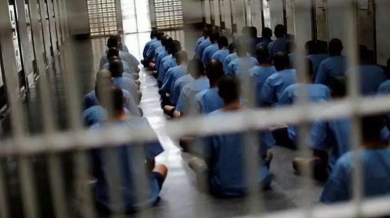 Mass Infection of Inmates Renews Questions about Abuse and Neglect in Iranian Prisons