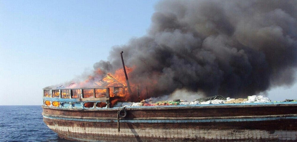 Setting-fire-on-the-Iranian-dhows-in-the-Persian-Gulf IRGC Navy Commander Threatens to Set Iran’s Dhows on Fire, While Mullahs Control Organized Network of Smuggling
