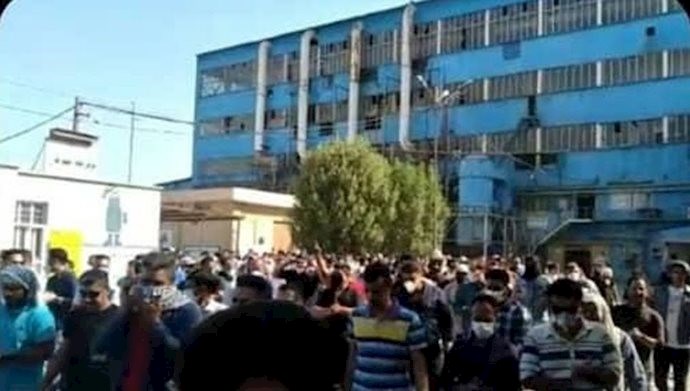 Protests-by-workers-of-Haft-Tapeh-Khuzestan-province Protests-by-workers-of-Haft-Tapeh-Khuzestan-province