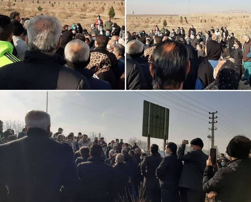 Iran-protests-21012021-4 Landowners in the Black Mountain area in the city of Robat Karim, southwest of Tehran province, hod a protest - January 14, 2021