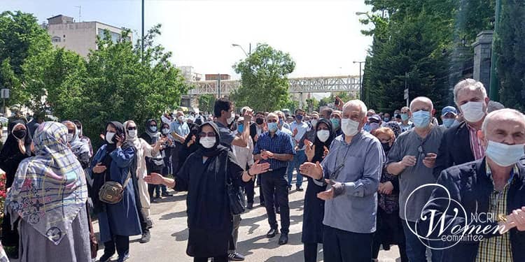 Irans-retirees-in-Tehran-min Retirees protest in Tehran, Iran