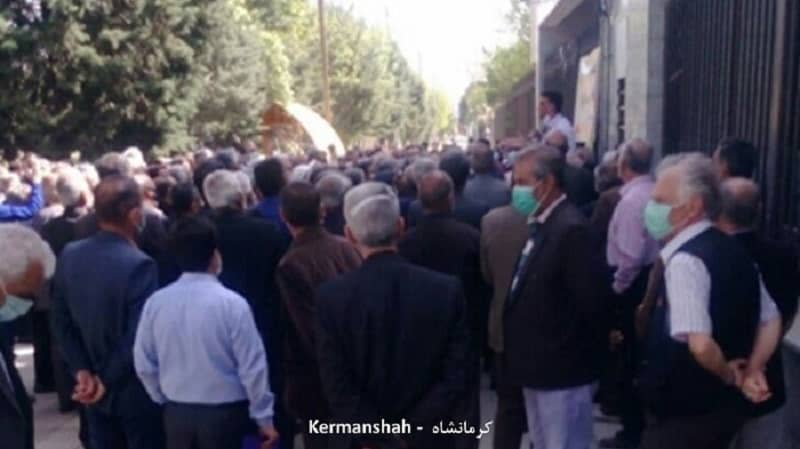 iran-retirees-protests-14042021-5 iran-retirees-protests-14042021-5