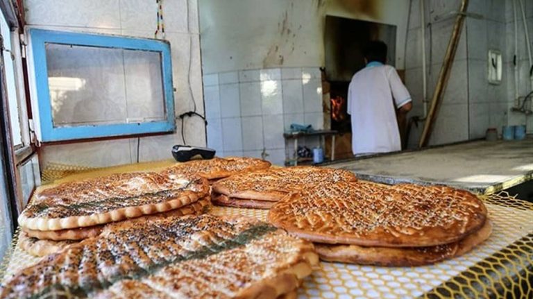 While protests in southwest Iran to water shortages continue, reports from Iran indicate that Iranians would soon be unable to purchase bread, the last food item left on their table. 