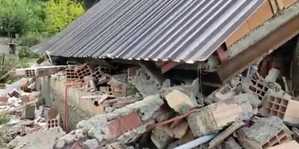 State-forces-demolish-homes-of-three-Iranian-Bahais-in-N-Iran State-forces-demolish-homes-of-three-Iranian-Bahais-in-N-Iran