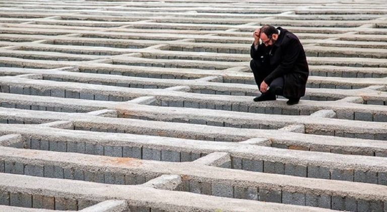 iran-mass-graves-corona (1)
