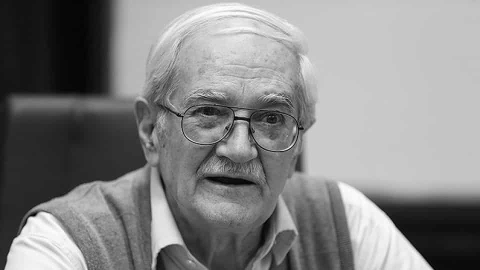 Ebrahim-Razaghi-economist Ebrahim-Razaghi-economist