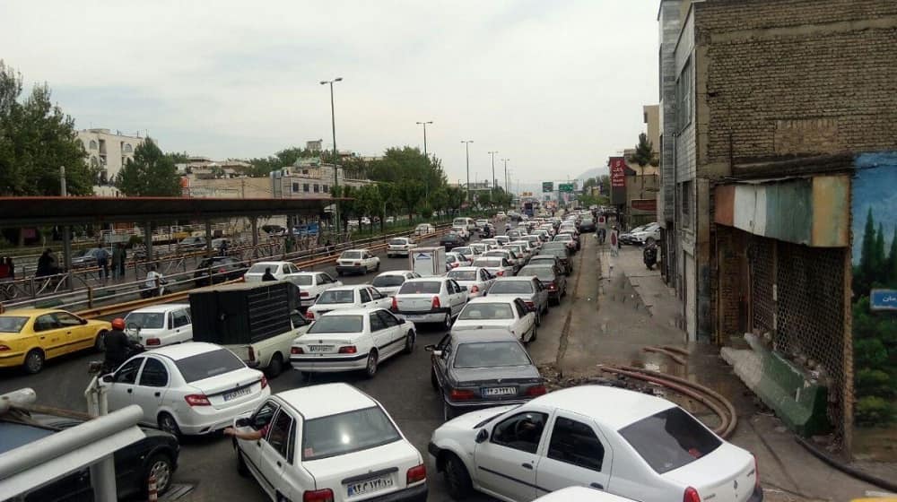 l1wib1sgddk0-min iran-fuel-disruption-queue