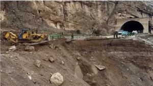 iran-lorestan-road iran-lorestan-road