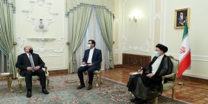 Iraqi-Foreign-Minister-Fouad-Hussein-Ebrahim-Raisi Iraqi-Foreign-Minister-Fouad-Hussein-Ebrahim-Raisi