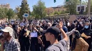 Locals-took-to-the-streets-in-Shahrekord-of-Chaharmahal-Bakhtiari-province Locals-took-to-the-streets-in-Shahrekord-of-Chaharmahal-Bakhtiari-province