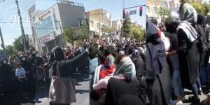 The-brave-women-of-Shahr-e-Kord_3-min The-brave-women-of-Shahr-e-Kord_3-min