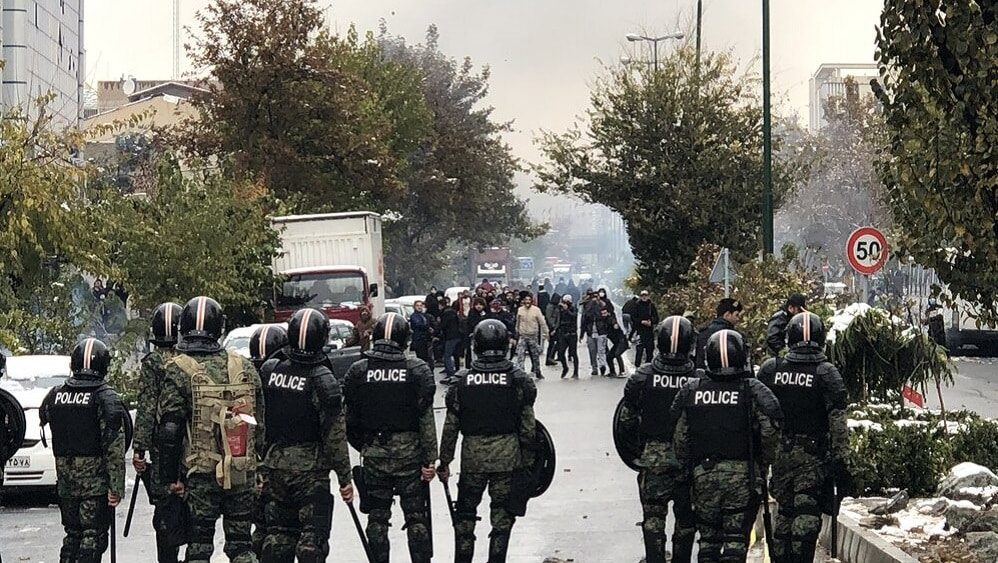 iran-protests-security-forces-crackdown
