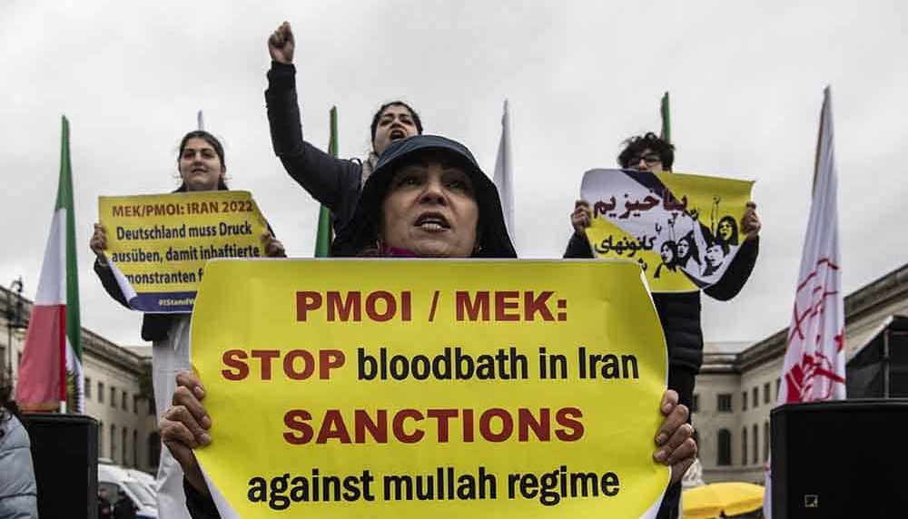 Berlin-Demonstration-e1665225031385 Berlin-Demonstration-e1665225031385