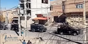 Armored-vehicles-entering-Mahabad Armored-vehicles-entering-Mahabad