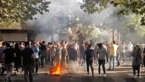 iran-uprising-streets-protests iran-uprising-streets-protests