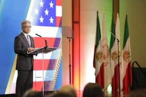 Washington-DC-conference-Gary-Locke Washington-DC-conference-Gary-Locke