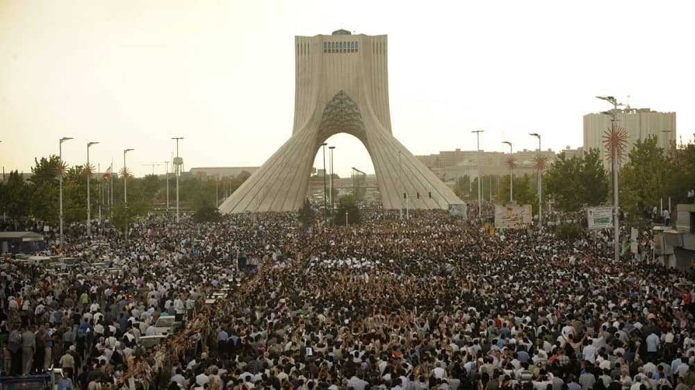 iran-azadi-square-crowd-1