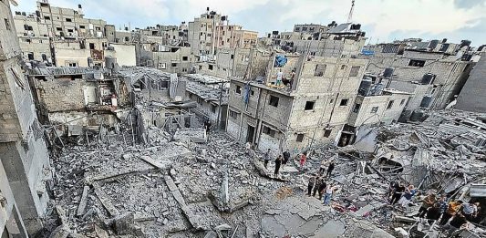 gaza ruins rocket bombing (1)