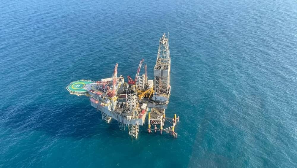 iran oil rig ocean iran oil rig ocean