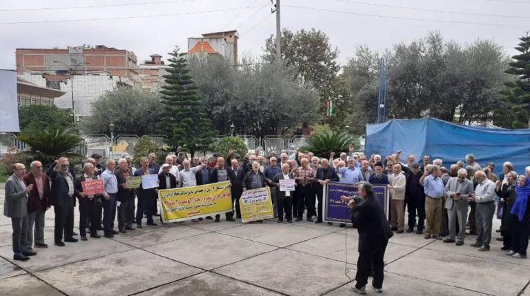 Iran Protests: Students and Telecommunications Retirees Rally Across Multiple Cities on October 21