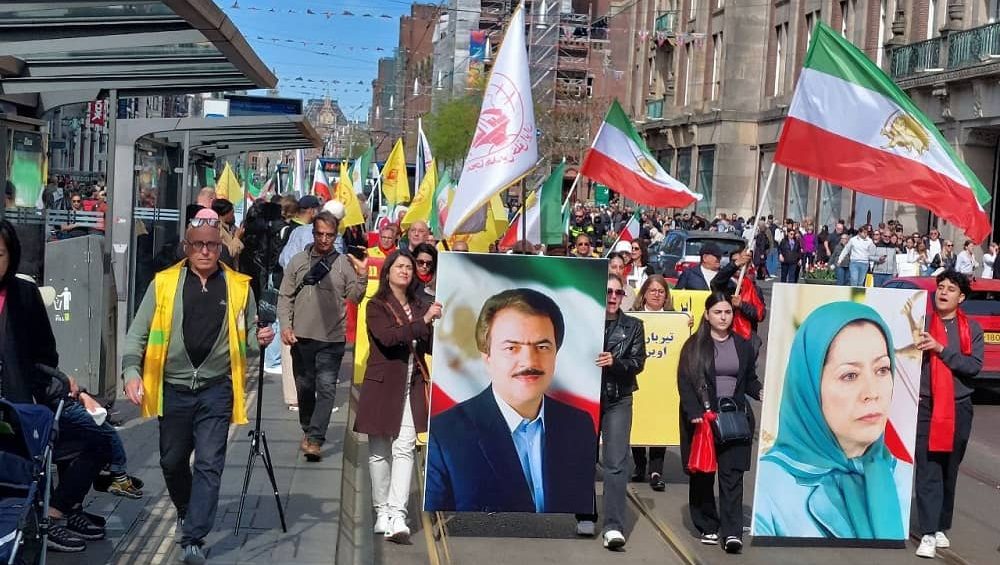 Supporters of the Iranian Resistance in the Netherlands rallied in Amsterdam on April 19, 2025