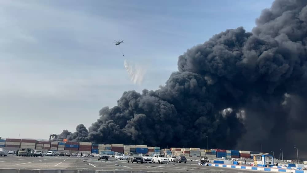 Bandar Abbas, Iran – April 26, 2025 – Thick black smoke rises from the Rajaee Port following a massive explosion