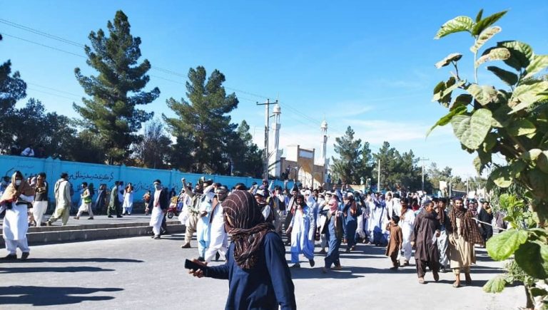 Zahedan residents join anti-regime protests following Friday prayers during the 2022 uprising
