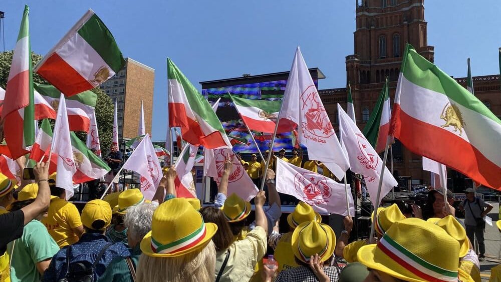 Massive Iranian Resistance Rallies in Berlin and Stockholm Back Democratic Change — No to Shah, No to Mullahs