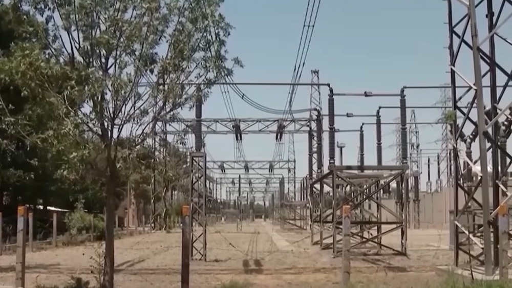 Energy Crisis Sparks Mass Shutdowns in Iran