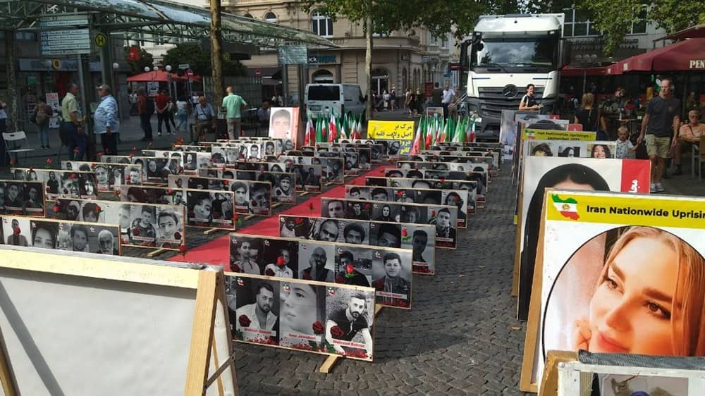 Bonn, Germany – Supporters of the Iranian Resistance rallied in solidarity with the nationwide uprising on Sept 21, 2025