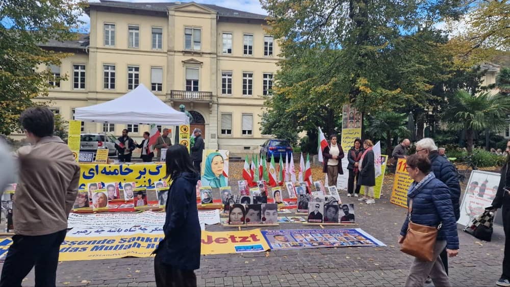 Supporters of the Iranian Resistance held a bookstand in Heidelberg, Germany, on October 18, 2025