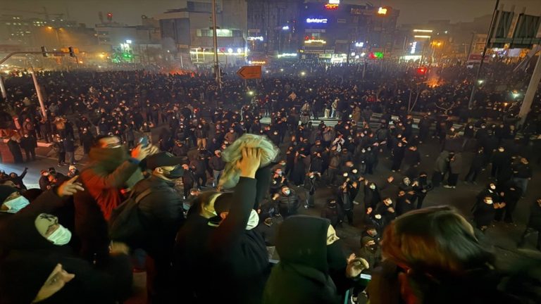 Massive Protest in Punak district of Tehran, Jan 9, 2026