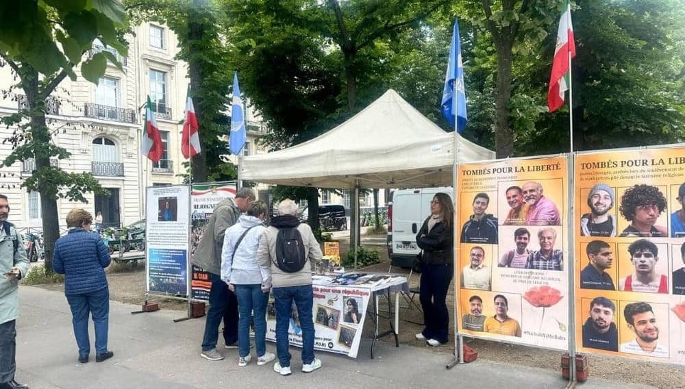 May 12, 2026 – Supporters of the NCRI held a bookstall and photo exhibition in Paris, France, to condemn the execution of political prisoners