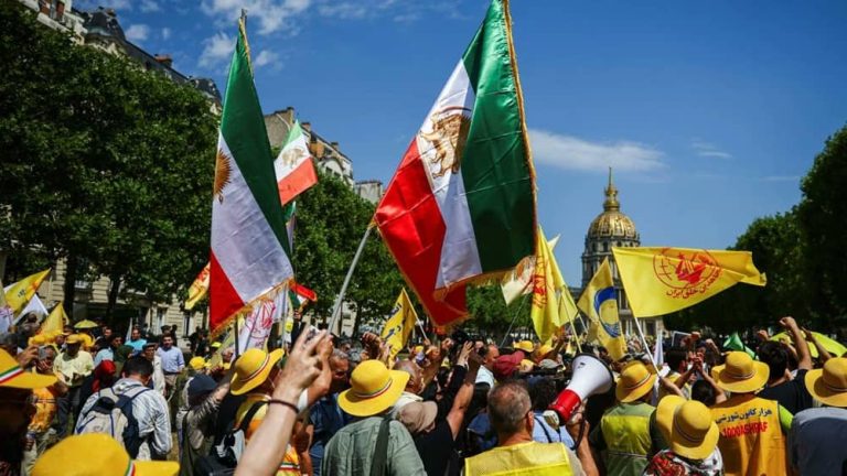 Thousands of Iranians gathered in Paris for the Free Iran 2026 Rally—June 20, 2026— June 20, 2026 | Photo via @MiddleEast_24