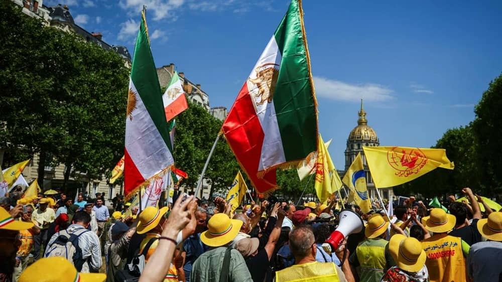 NCRI supporters during the banned June 20 rally in Paris— June 20, 2026 | Photo via @MiddleEast_24