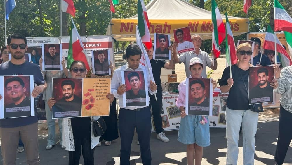 NCRI supporters in Paris, gathered outside the French Foreign Ministry in Paris on July 28, 2026, to protest the execution of political prisoners in Iran