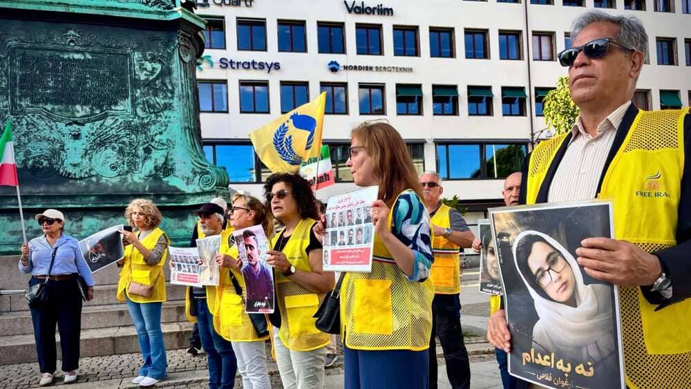 On August 25, 2026, NCRI supporters in Gothenburg, Sweden, held a rally in solidarity with the 135th consecutive week of the “No to Execution Tuesdays” campaign