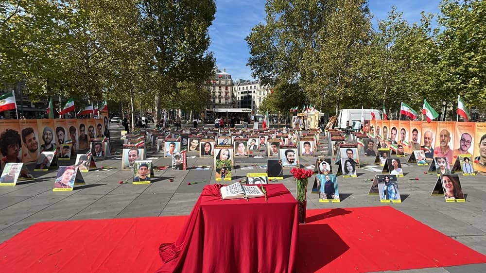At Place de la République, NCRI supporters staged a photo exhibition to honor the young Iranians who gave their lives for freedom during the 2019 and 2022 uprisings