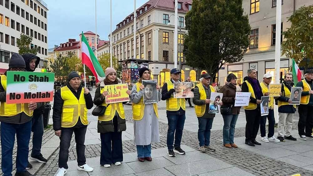 On October 20, 2026, NCRI supporters in Gothenburg, Sweden, held a rally in solidarity with the 143rd consecutive week of the “No to Execution Tuesdays” campaign